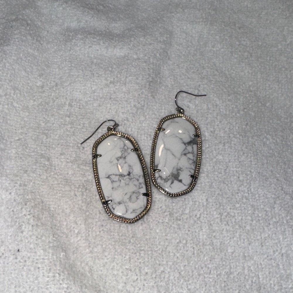 Kendra Scott Silver and White Marbled Earrings